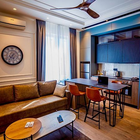 Miha Premium Apartment Belgrad Exteriör bild