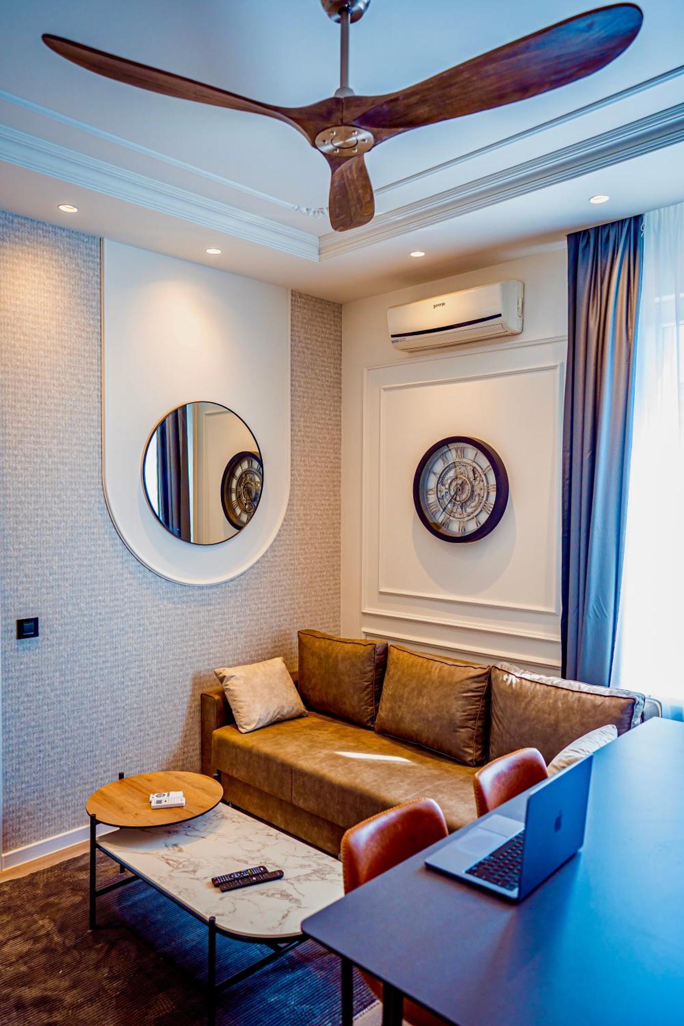Miha Premium Apartment Belgrad Exteriör bild