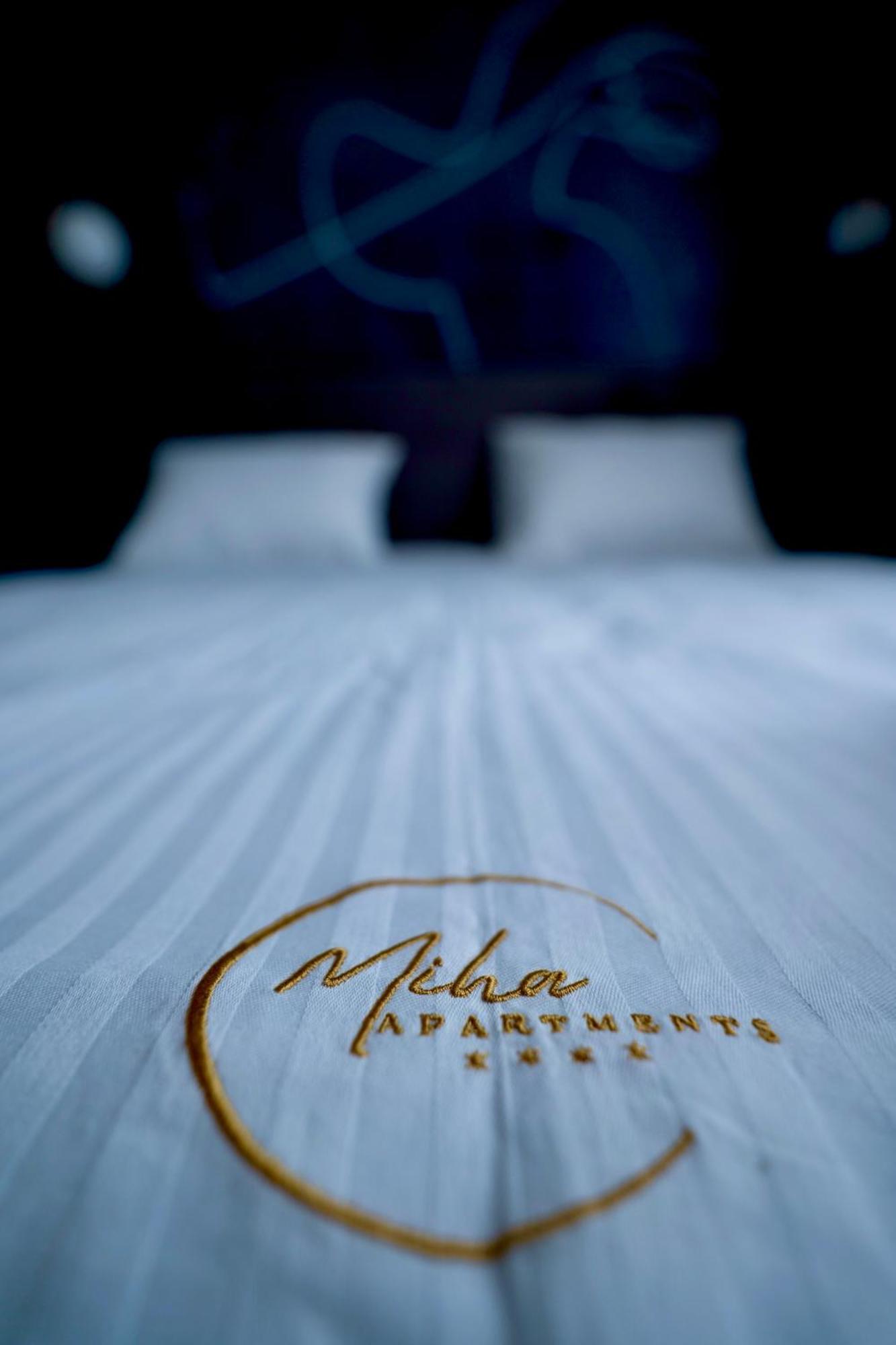 Miha Premium Apartment Belgrad Exteriör bild